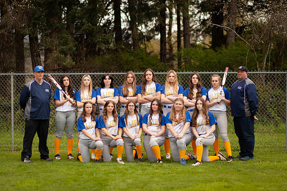Girlssoftball2022-2